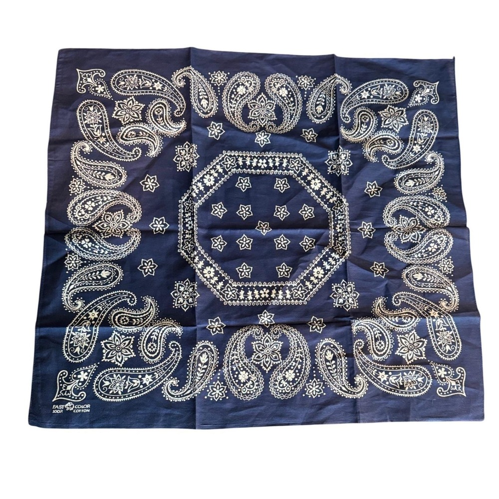 Vtg‎ 40s Fast Color Blue Bandana Elephant Trunk Up Paisley Made in USA Wild Rag